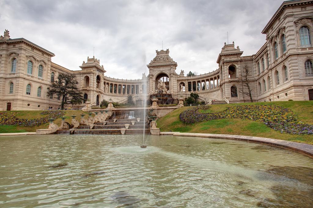 Apartmán Le Studio Du Petit Palais Longchamp Marseille Exteriér fotografie